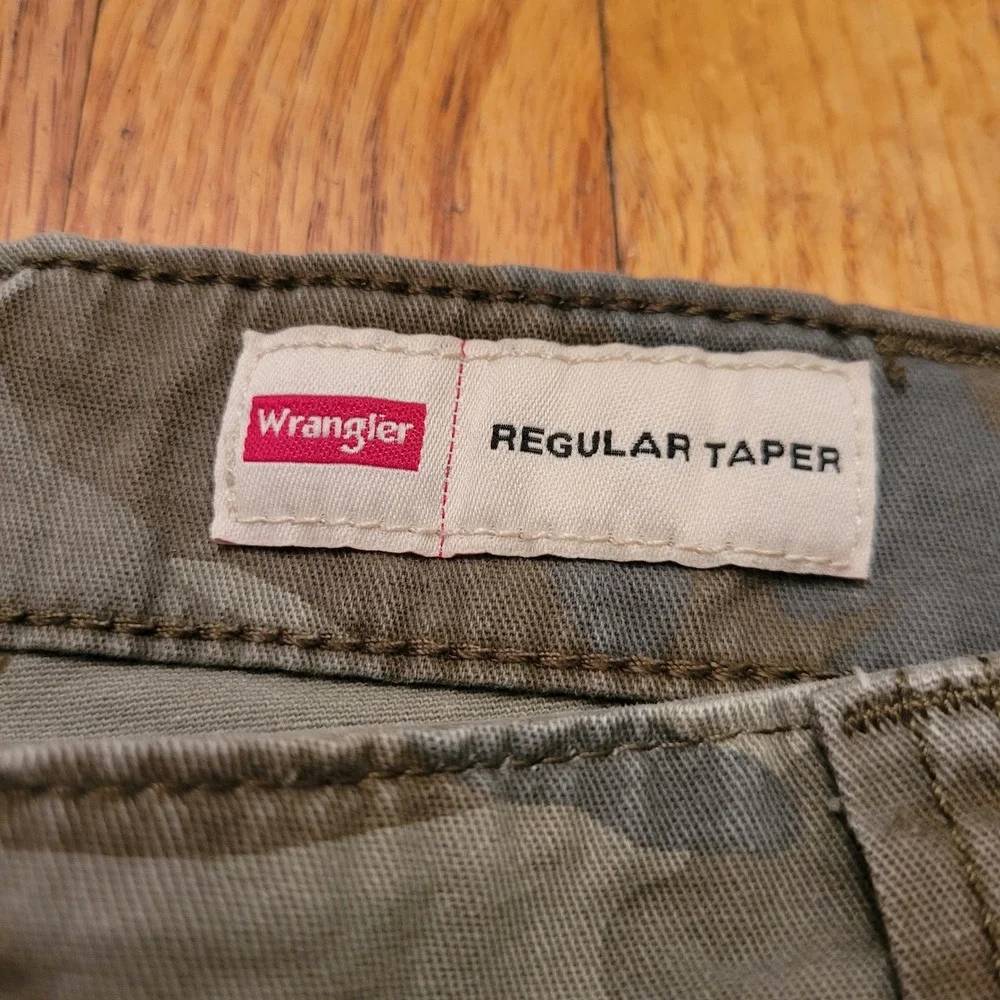 Wrangler Regular Taper Camo Cargo Pants 34x32 Hunting Outdoors Utility Work‎